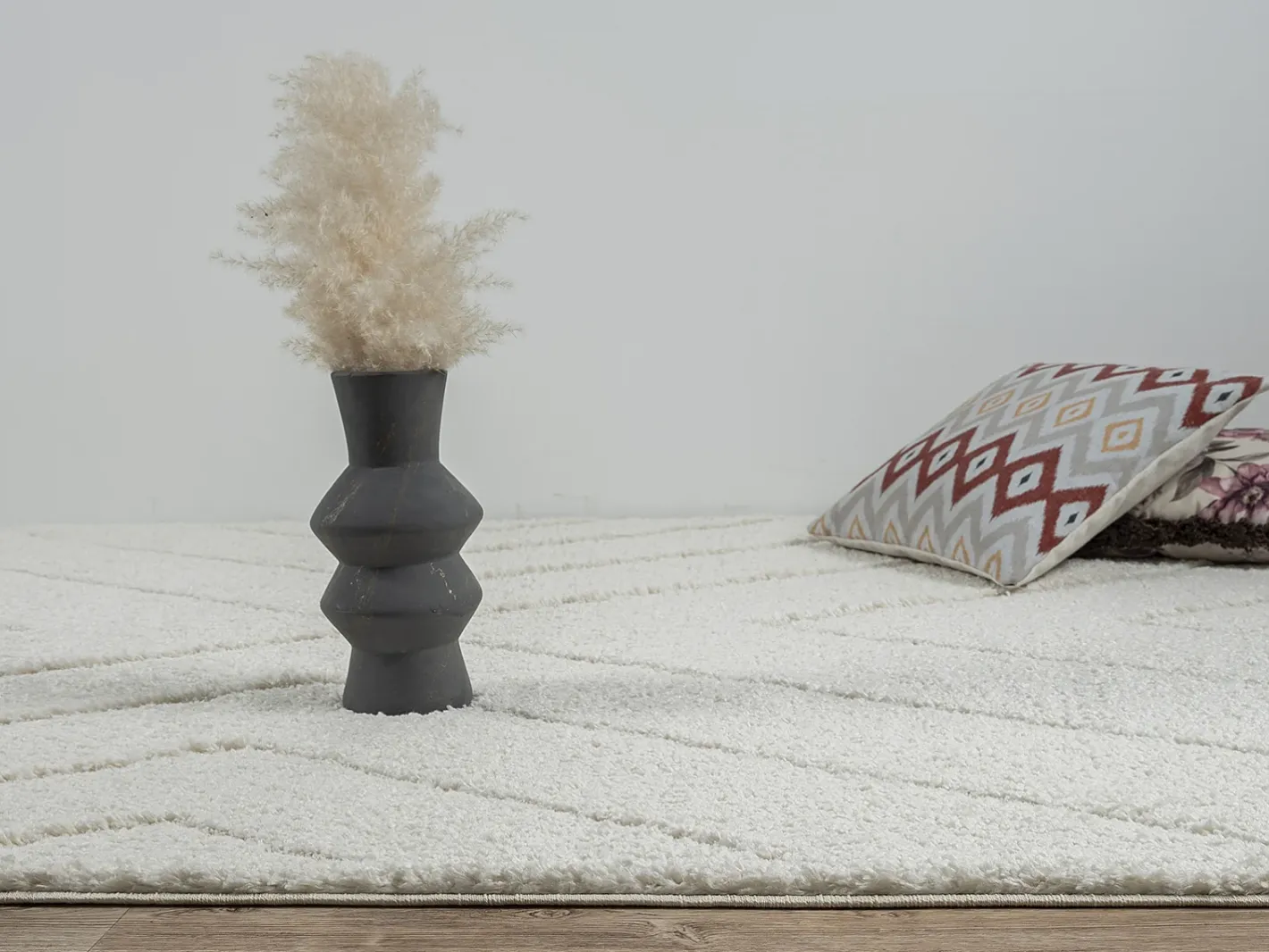 the carpet Alfombra Bahar Shaggy patrón triángulos, , 160 cm redonda Crema Best