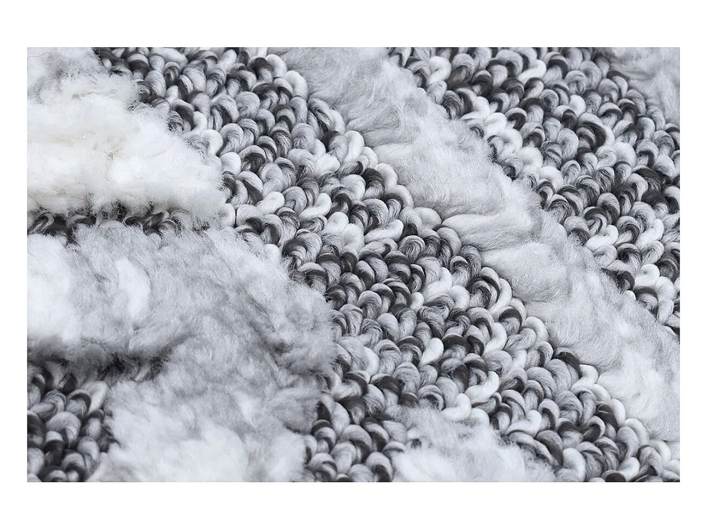 Miliboo Alfombra De Salón-Alfombra bereber con relieve blanco y 160 × 230 cm ERGA Gris