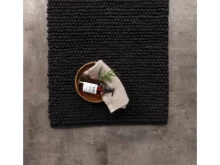 ebuy24 Alfombra de baño Wilmer 80x50cm color . Negro