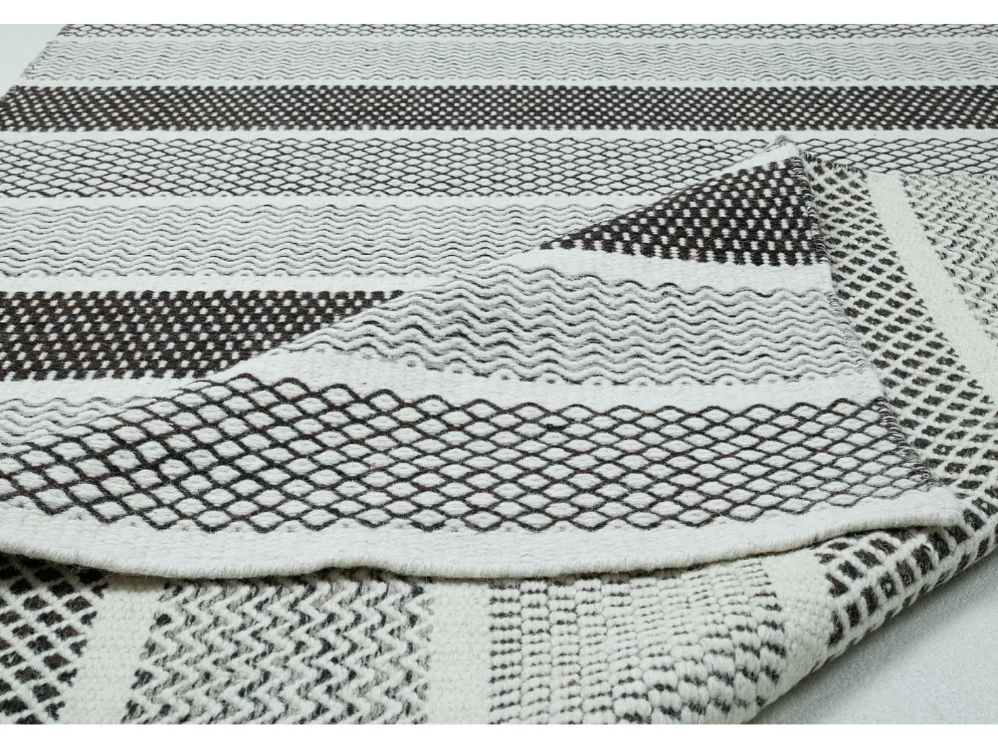 Alfombra de lana de estilo escandinavo 130x190 cm Gris natural Trondheim Beige New