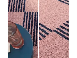 Sweeek Alfombra interior con motivo damero y rosa Azul Online
