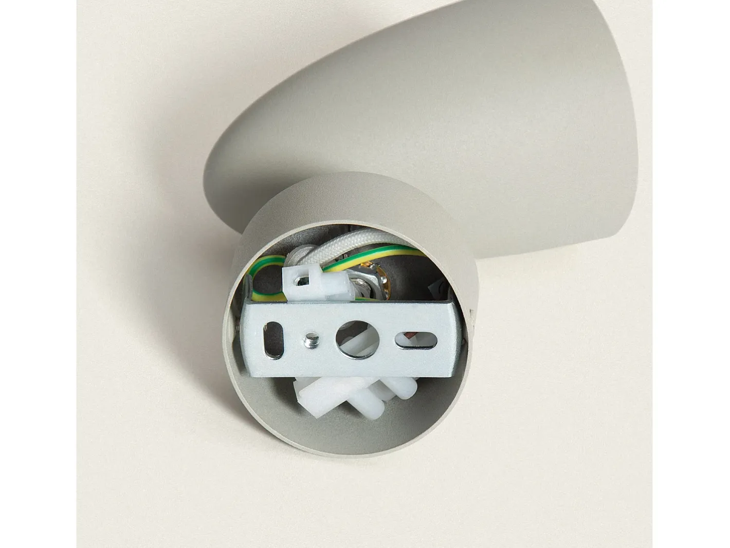 Ledkia Aplique Aluminio Circular Adrien 1 Foco Piedra Gris
