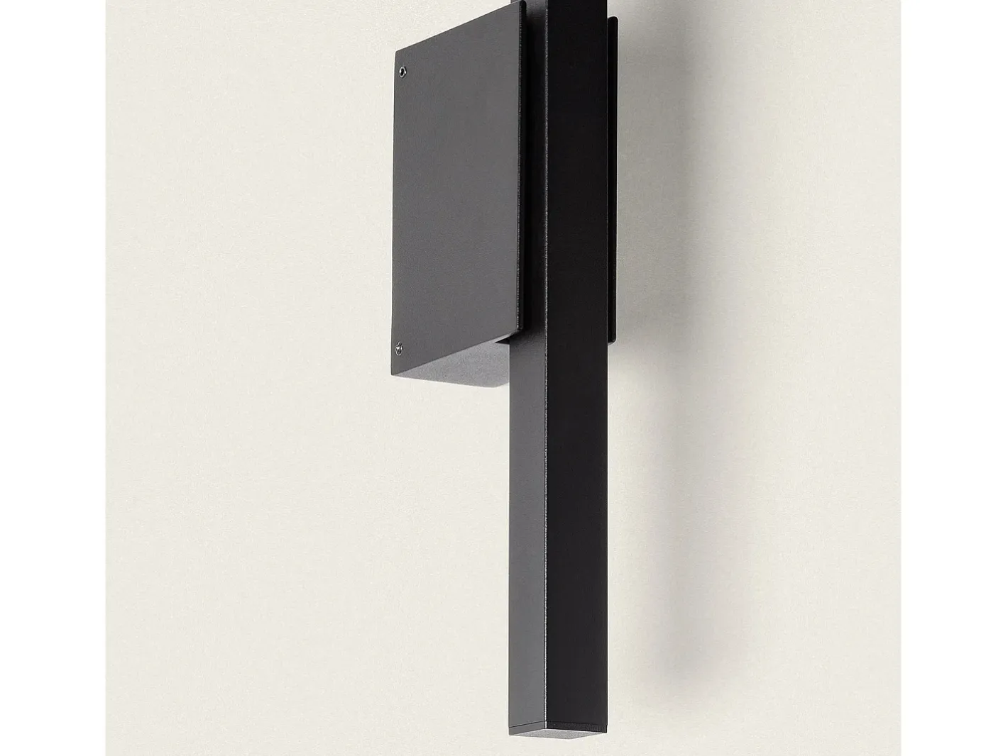 Ledkia Aplique de Pared Exterior Lineal LED 12W 80cm Aluminio Milen Negro Clearance