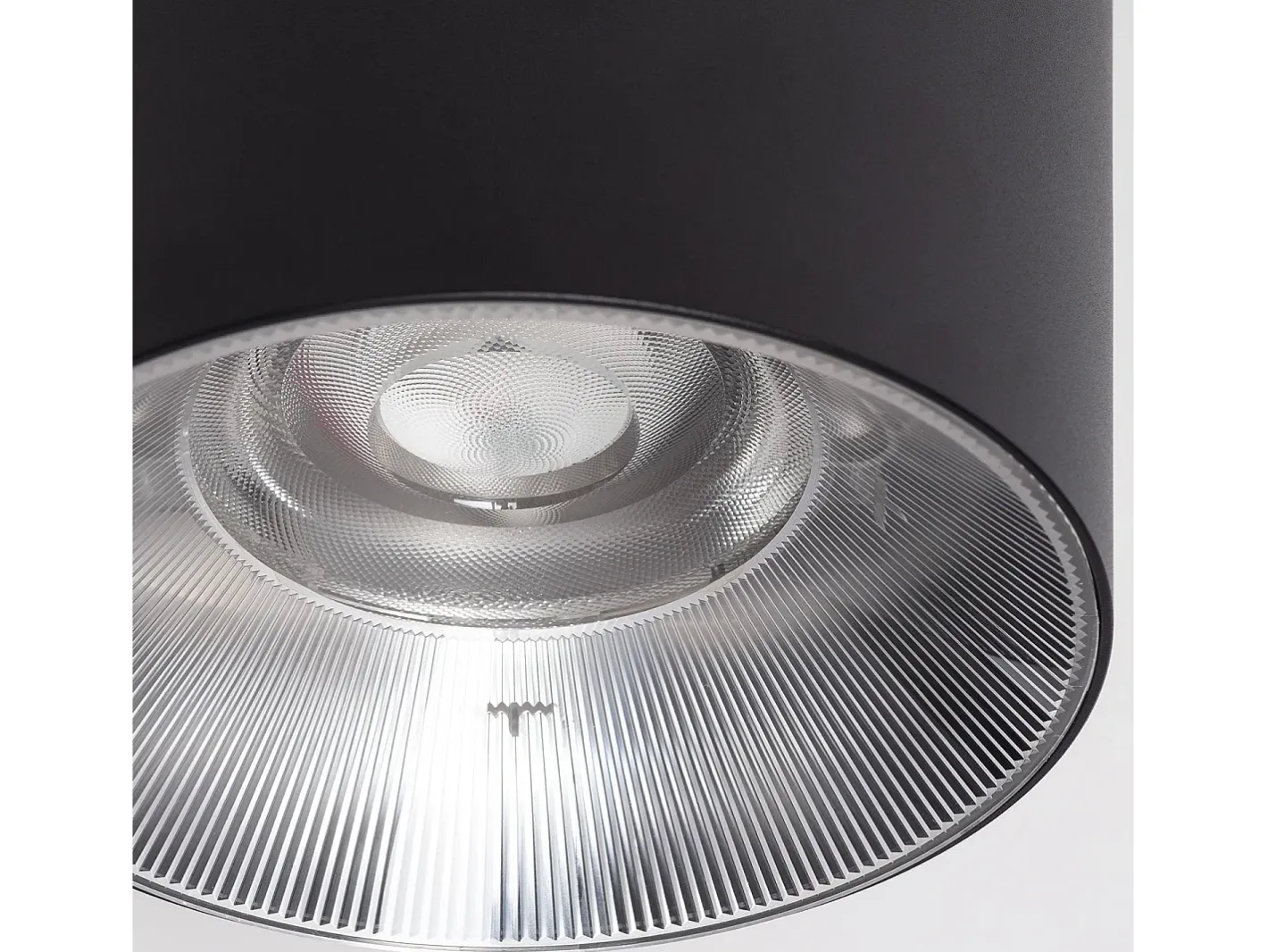 Ledkia Plafón-Aplique de Techo LED 30W Aluminio Syrah Seleccionable (Cálido-Neutro) 2700K - 3300K - 4000K Negro