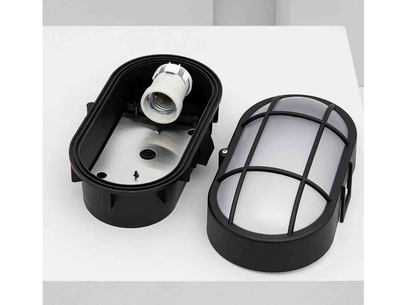 Ledkia Iluminación Exterior-Aplique Oval Rejilla Negro
