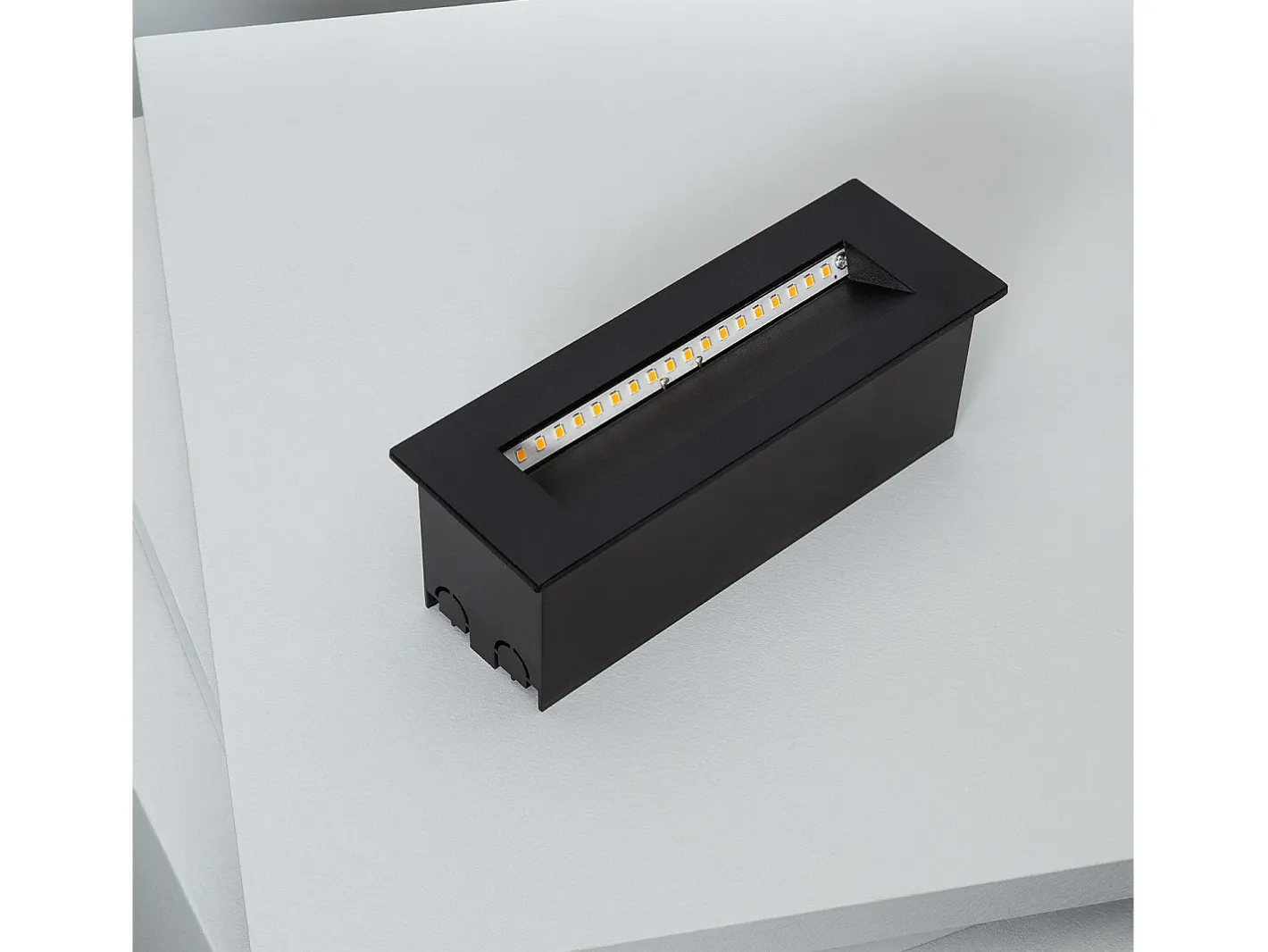 Ledkia Baliza Exterior LED 7W Empotrable Pared Rectangular Groult 2700K Blanco Cálido Negro