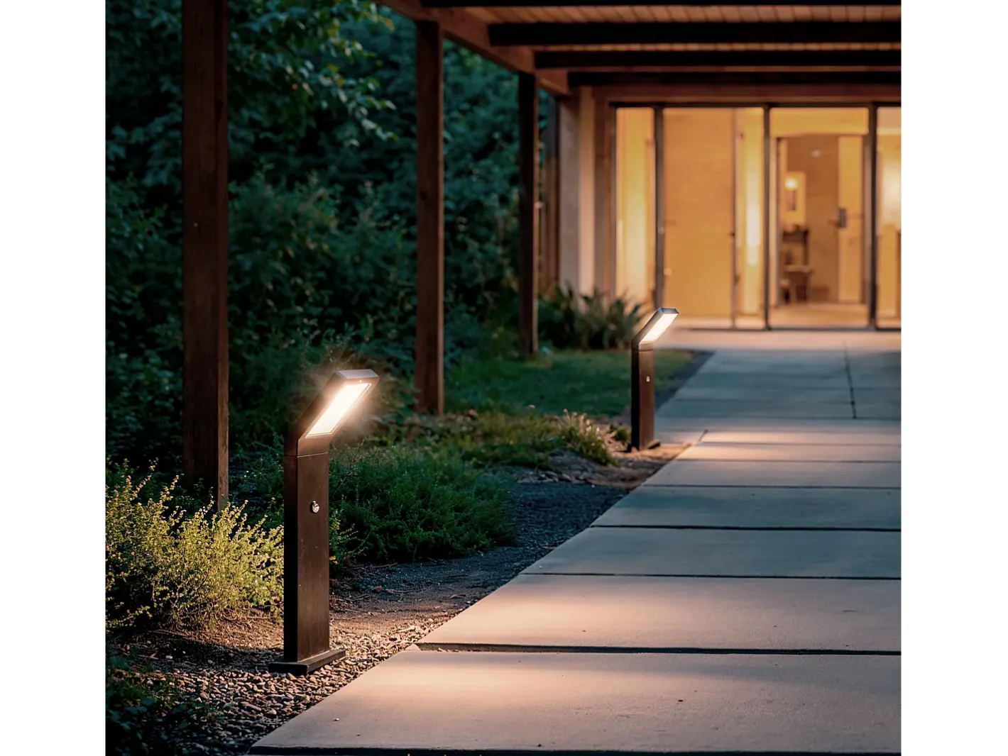 Ledkia Baliza Exterior LED 9.5W Superficie Pie 50cm Aluminio con Detector de Movimiento Legacy Negro Online