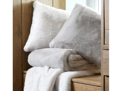 Ropa De Casa-Cojín rectangular de piel sintética ultra suave Marfil