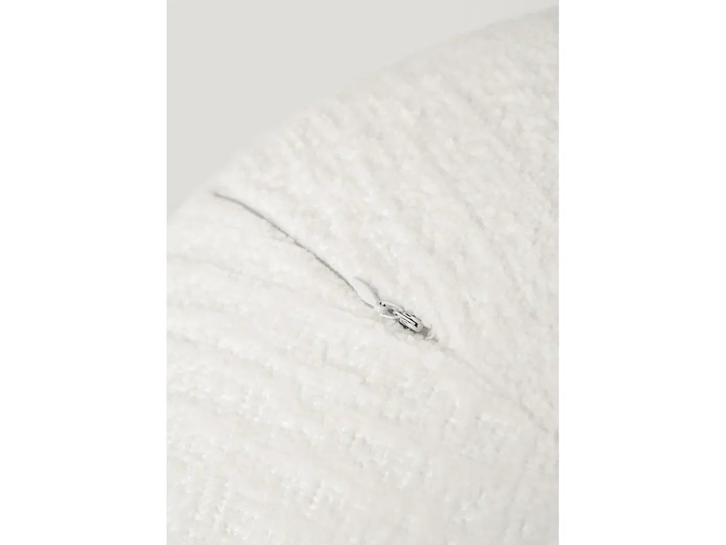 Outlet Cojín 37x37x37 cm Leith LET76W Blanco