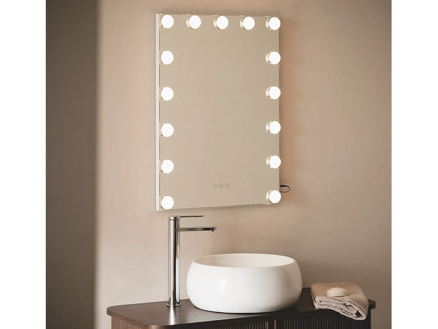 Sale Ledkia Espejo Baño con Luz LED 70x50 cm Essauira Seleccionable (Cálido-Neutro-Frío) Plateado
