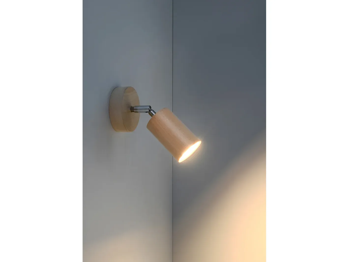 Sollux Lighting Aplique Para Pared-Faretto singolo da parete in legno naturale GU10 Lámpara de pared con un foco de madera natural GU10 Marru00f3n
