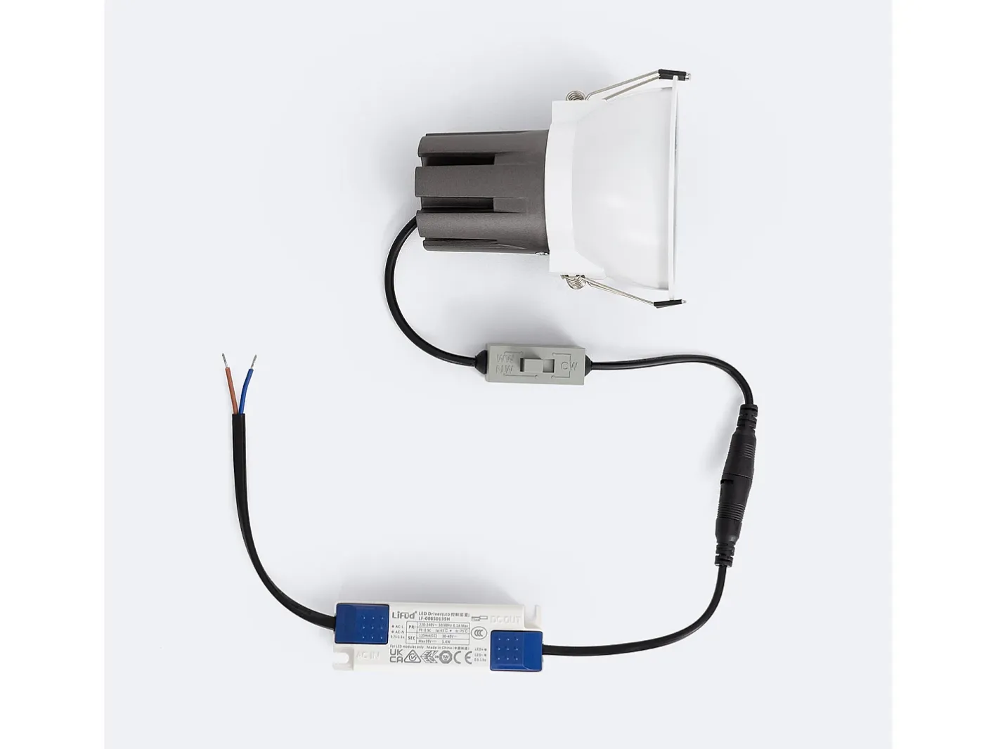 Ledkia Plafón-Foco Downlight LED 5W / 7W Cónico Areni Corte Ø 75 mm 3500K Blanco Cálido 5 W Gris