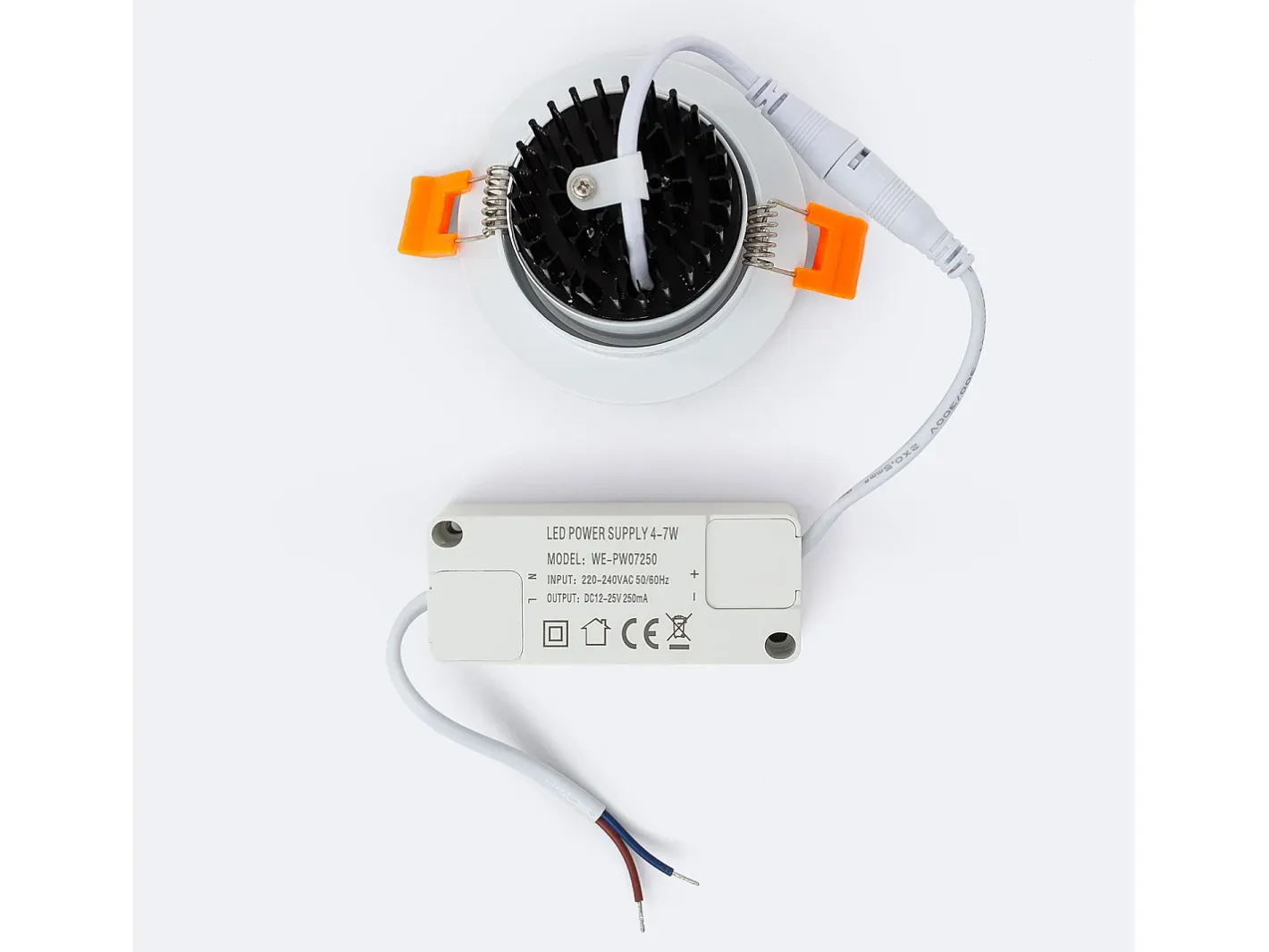 Ledkia Foco Downlight LED 7W Circular COB CRI90 Corte Ø 70 mm No Flicker 4000K Blanco Neutro Transparente Clearance