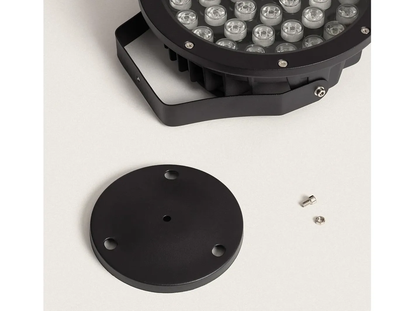 Ledkia Iluminación Exterior-Foco Exterior LED 36W IP67 Colmar 3000K Blanco Cálido Negro