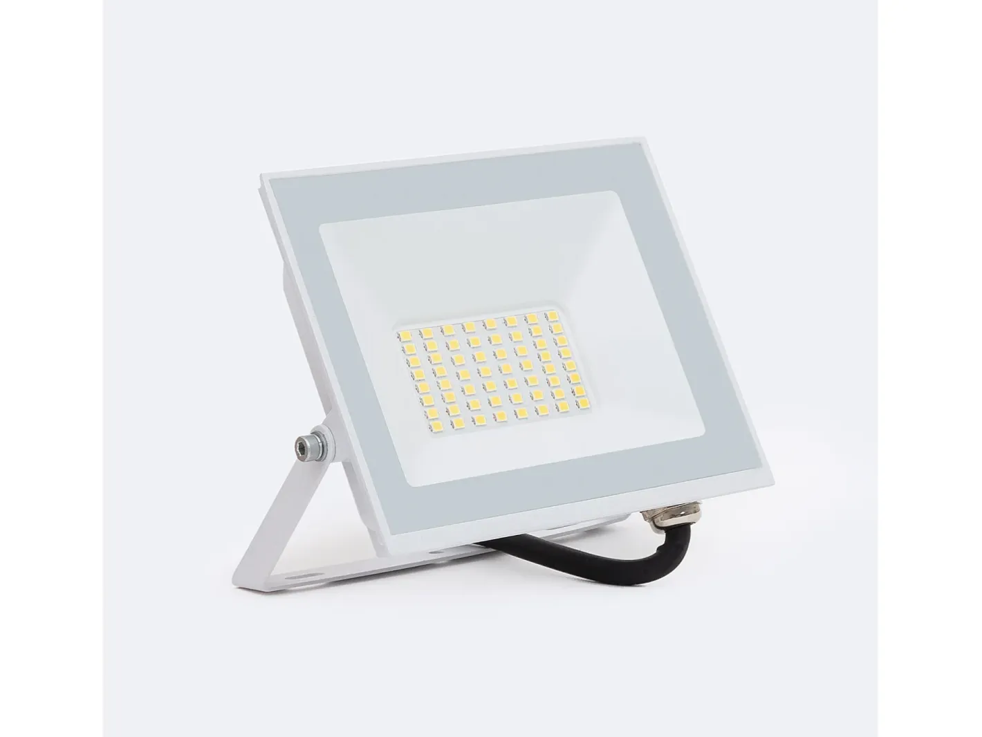 Sale Ledkia Foco Proyector LED 30W 120 lm/W IP65 S3 3000K No Blanco Cálido Negro