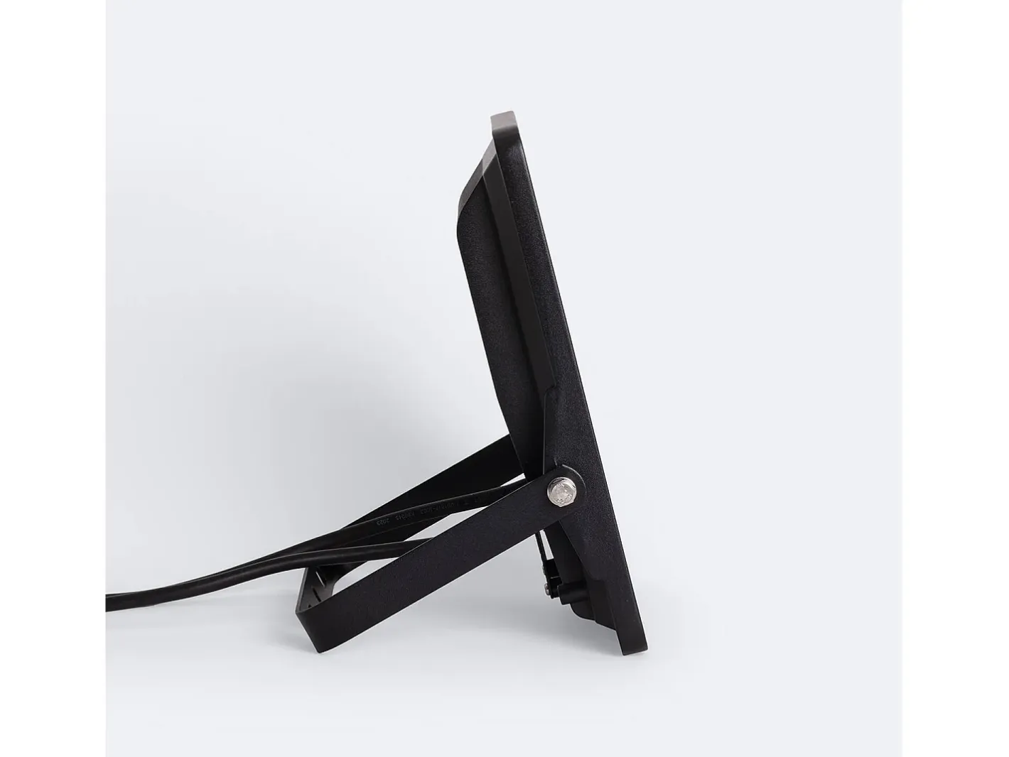 Ledkia Foco Proyector LED 50W 170 lm/W IP65 ELEGANCE Slim PRO 4000K 90º Blanco Neutro Negro Discount