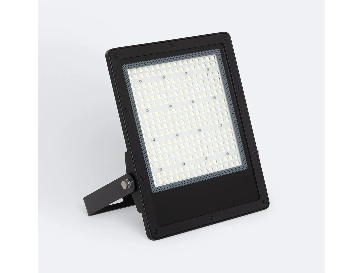 Clearance Ledkia Foco Proyector LED 150W 170 lm/W IP65 ELEGANCE Slim PRO 4000K 120º Blanco Neutro Negro