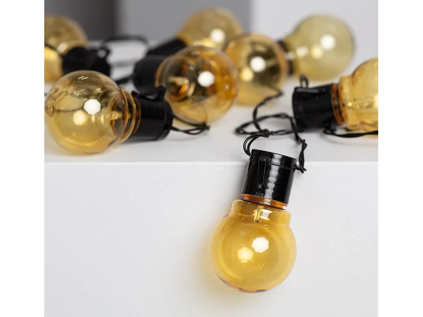 New Ledkia Guirnalda de Bombillas LED Solar Nikola 2m 6000K Blanco Frío Negro