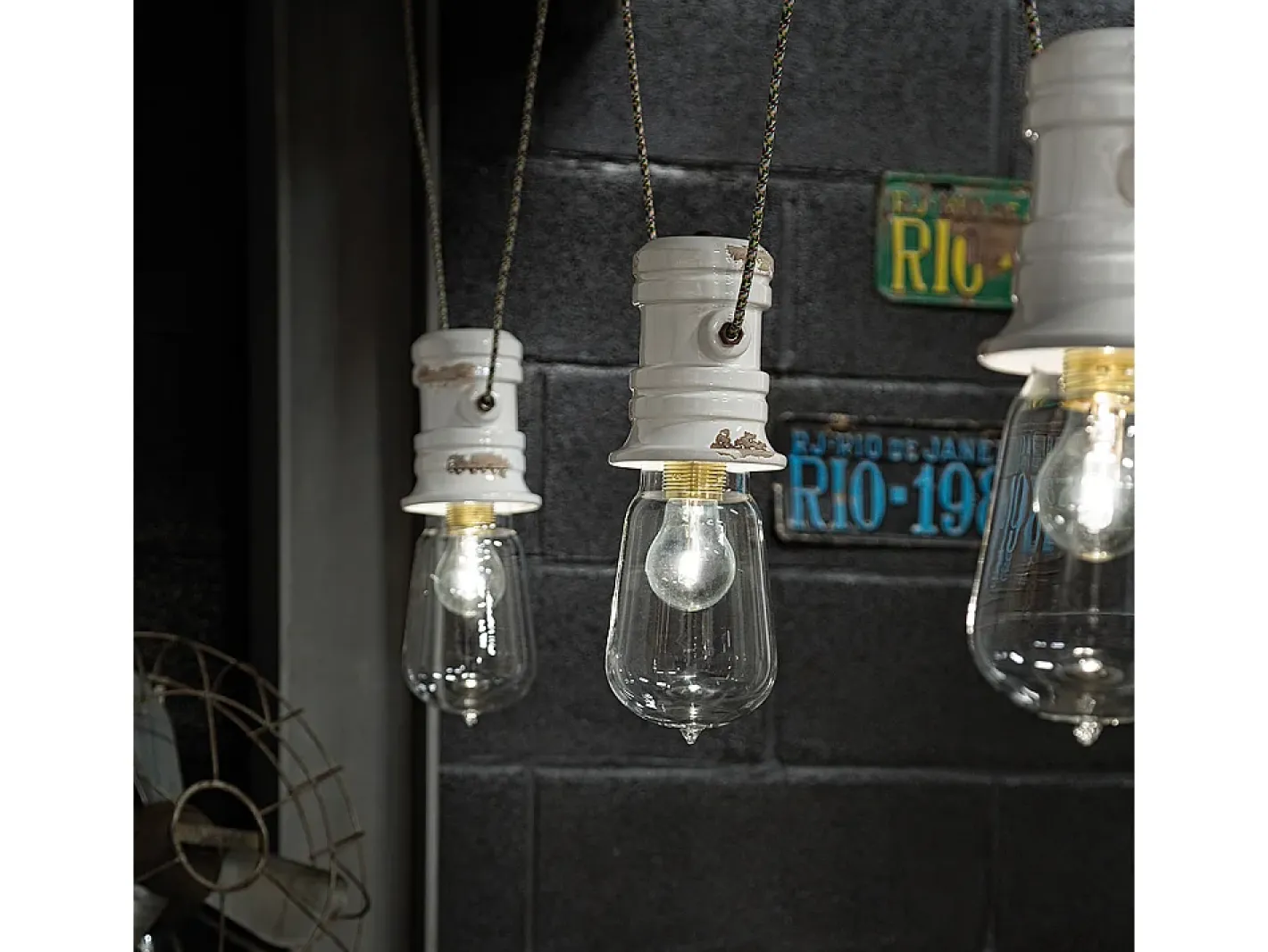 Ferroluce Lámpara Suspendida-Lampadario Industrial Minimal Urban Ferro E Ceramica Vintage Bianco 3 Luci E27 Blanco