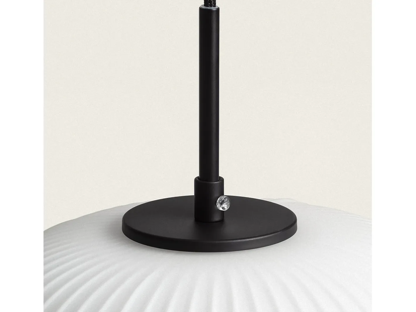 Ledkia Lámpara Suspendida-Lámpara Colgante Metal y Cristal Beca Negro