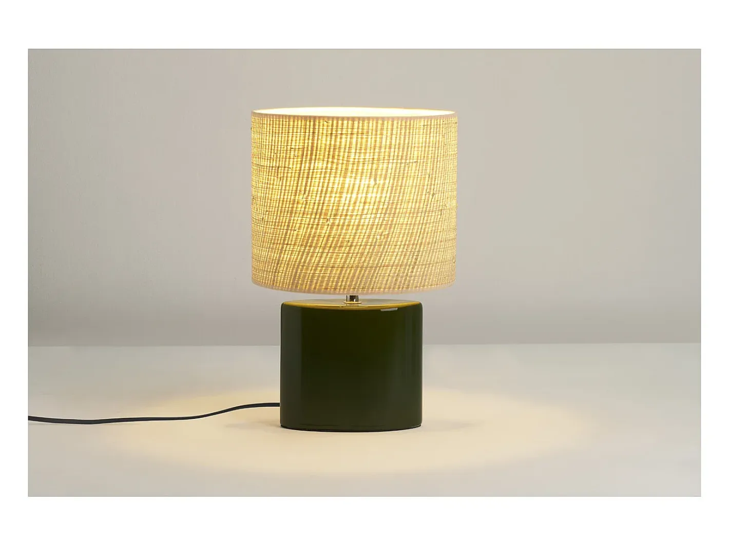 Miliboo Lámpara de mesa de cerámica oscuro con pantalla de rafia natural 40 cm TIGA Verde Online
