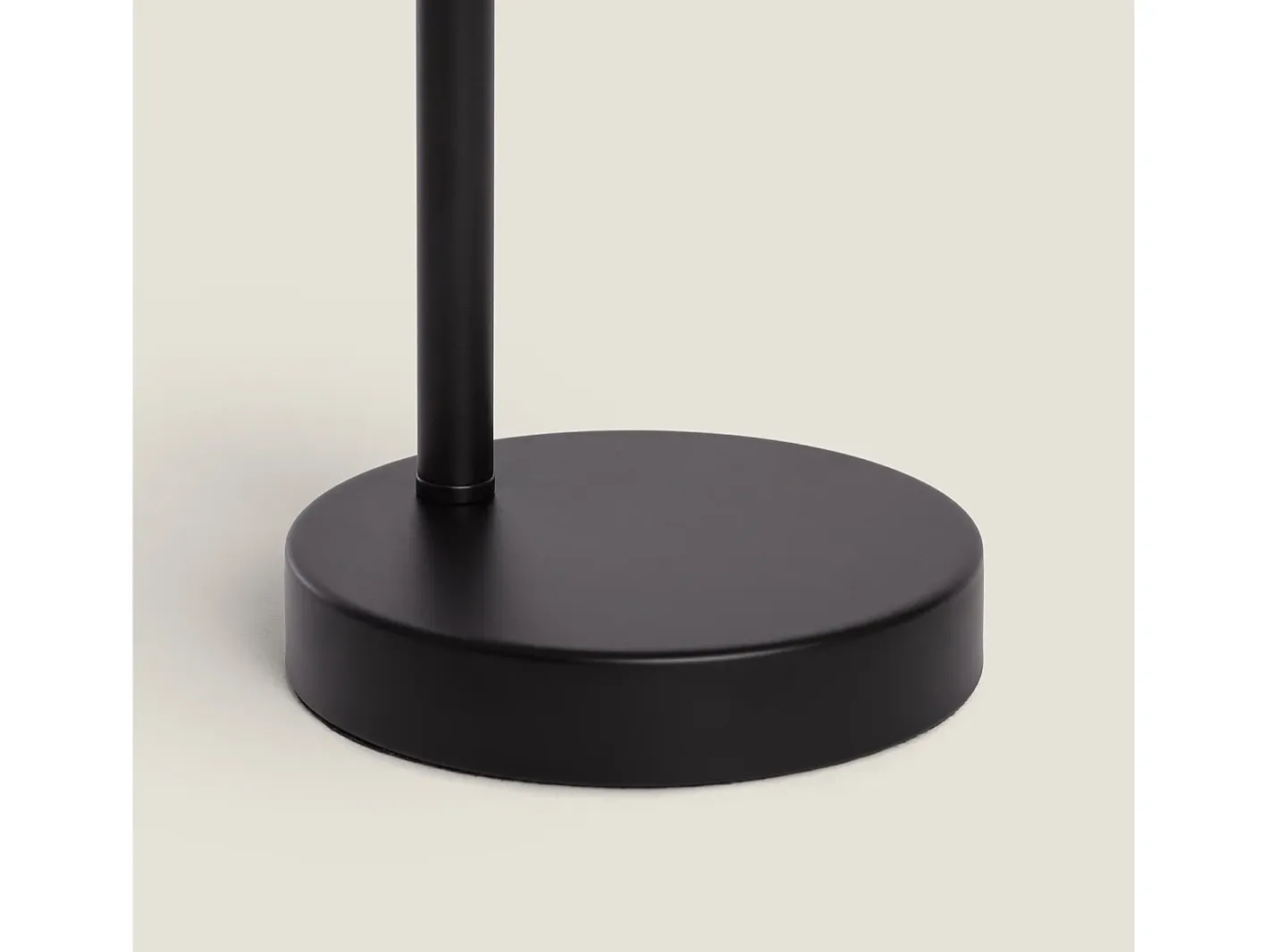 Ledkia Lámpara de Mesa de Metal y Madera Monah Negro Best