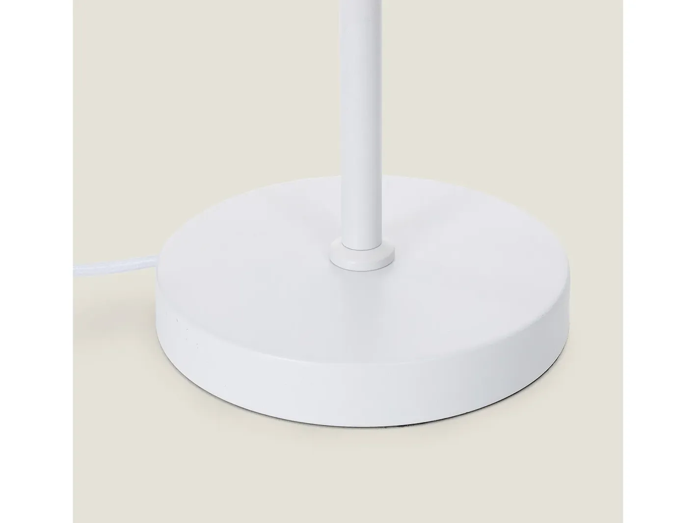 Ledkia Lámpara De Mesa-Lámpara de Mesa de Ratán y Metal Baracoa Blanco