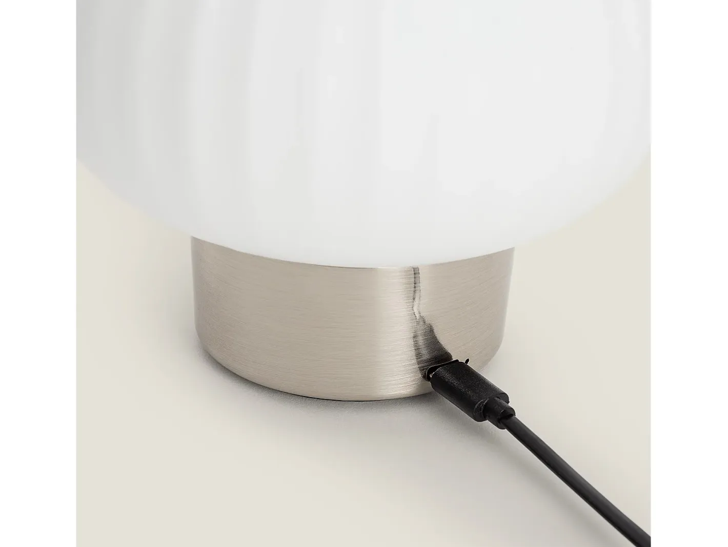 Ledkia Lámpara de Mesa LED Metal Portátil Exterior con Batería USB Recargable Aluzna Níquel Blanco Sale