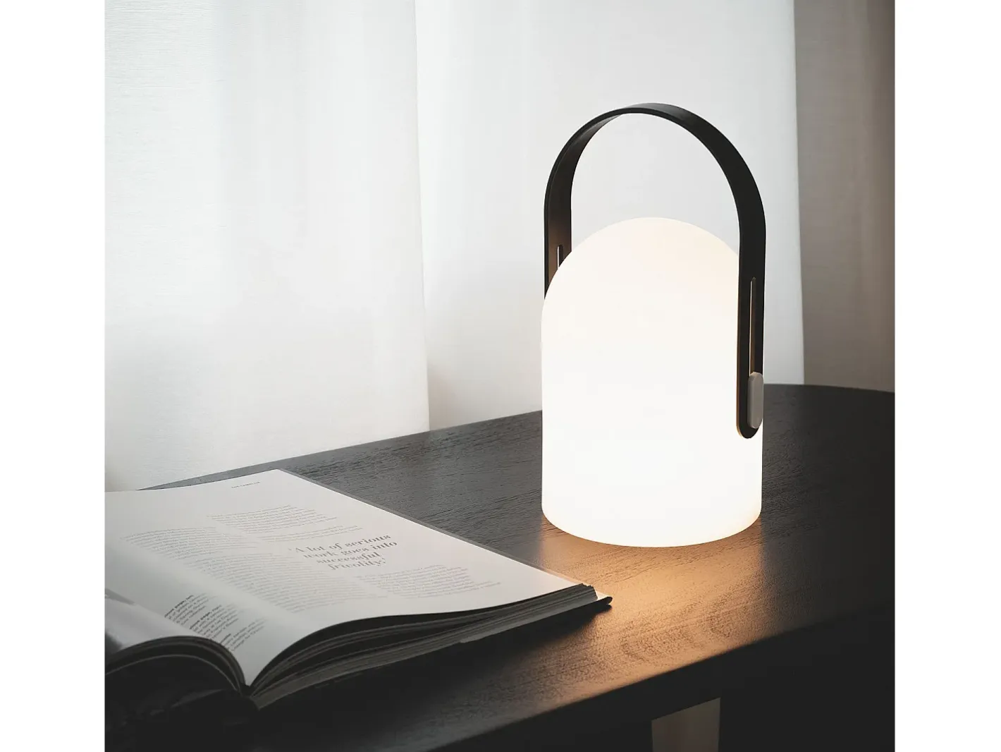 Ledkia Lámpara de Mesa LED Portátil con Batería USB Recargable Akira Negro Outlet