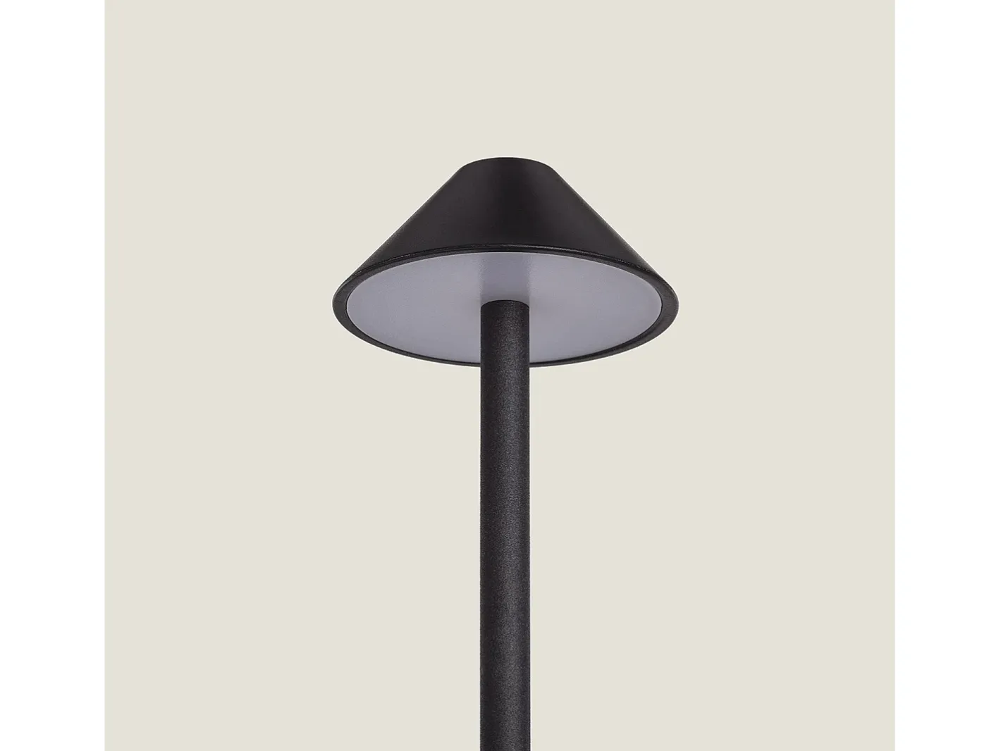 Ledkia Lámpara De Mesa-Lámpara de Mesa LED Portátil para Exterior Metal con Batería Recargable Magatzi Negro