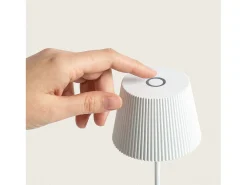 Ledkia Lámpara de Mesa LED Portátil para Exterior Aluminio con Batería Recargable Willox Blanco Hot