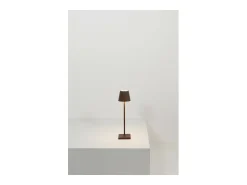 Lámpara de mesa LED recargable y regulable Poldina Pro Micro Corten con batería de hasta 12 horas Marru00f3n Outlet