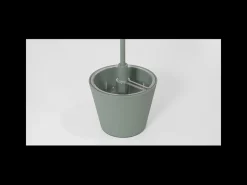 Lámpara de mesa LED recargable y regulable Poldina Reverso Corten con duración de batería de hasta 12 horas. IP65 para exteriores Marru00f3n