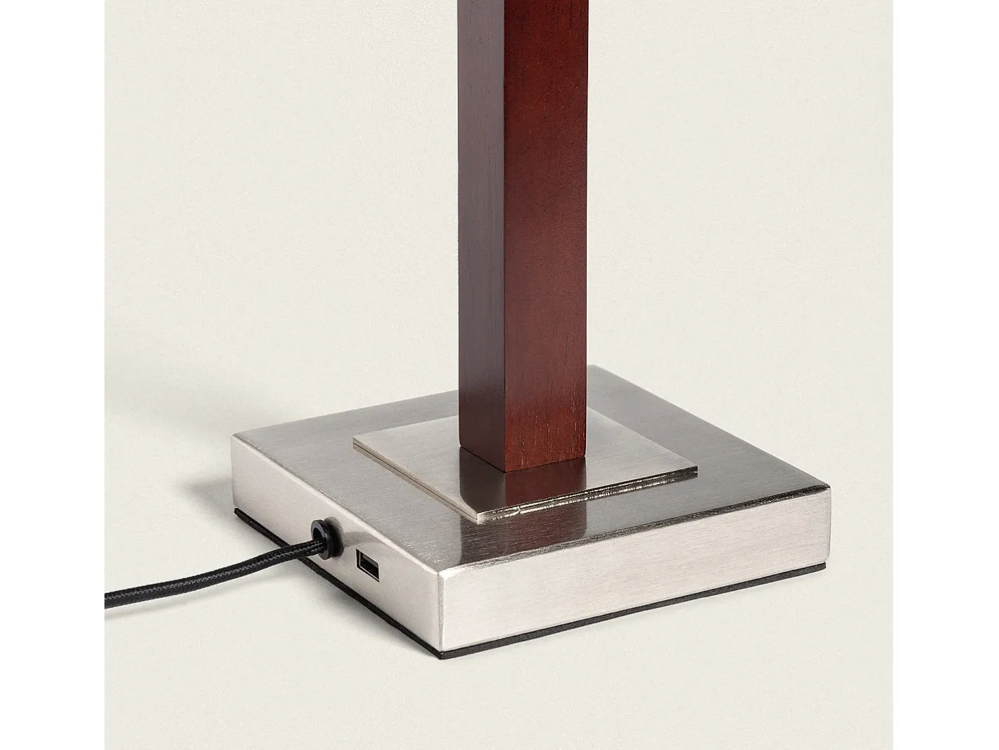 Ledkia Lámpara de Mesa Madera y Metal Lizza Blanco