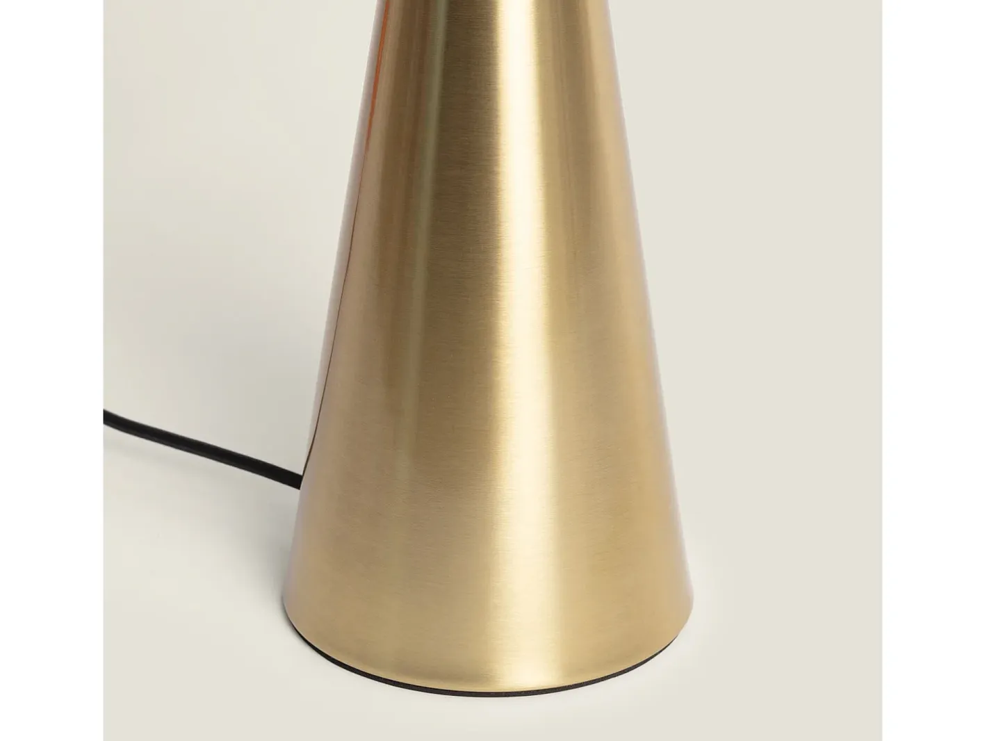 Ledkia Lámpara de Mesa Metal y Cristal Hipias Dorado