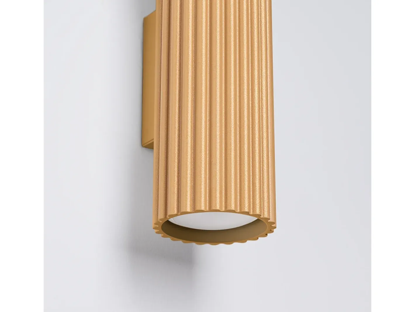 Outlet Sollux Lighting Lámpara de pared Gloow minimalista de aluminio - 2 fuentes luminosas 3000K - L.6,5 x A.30 cm - Dorado