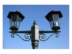 Helloshop26 Lámpara de pie doble para exterior verde 215 cm luminaria decorativa 2402082 Negro