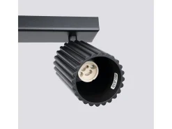 Sollux Lighting Plafón-Lámpara de techo Gloow minimalista de aluminio - 4 fuentes luminosas 3000K - L.81 x A.16,5 cm - Negro