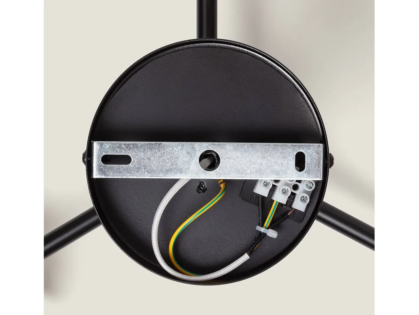 Outlet Ledkia Lámpara de Techo Metal y Cristal Wassily Gold 3 Focos Negro Multicolor