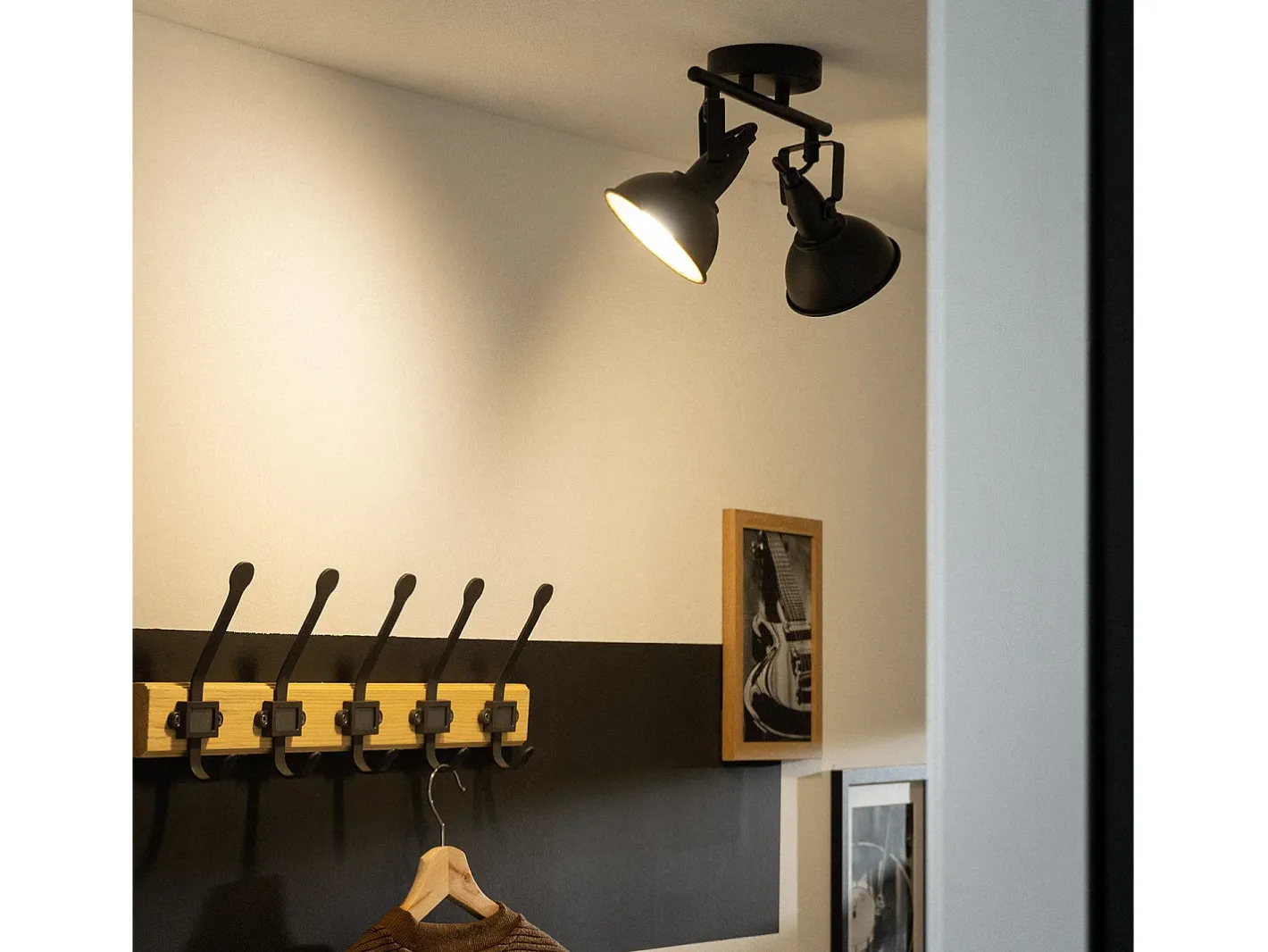Ledkia Plafón-Lámpara de Techo Orientable Aluminio 2 Focos Negro Emer Negro Multicolor