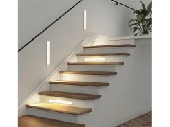 Outlet NETTLIFE - Luz LED para debajo del gabinete con sensor de movimiento, recargable por USB, 1500 mAh, para pasillo y armario Plateado