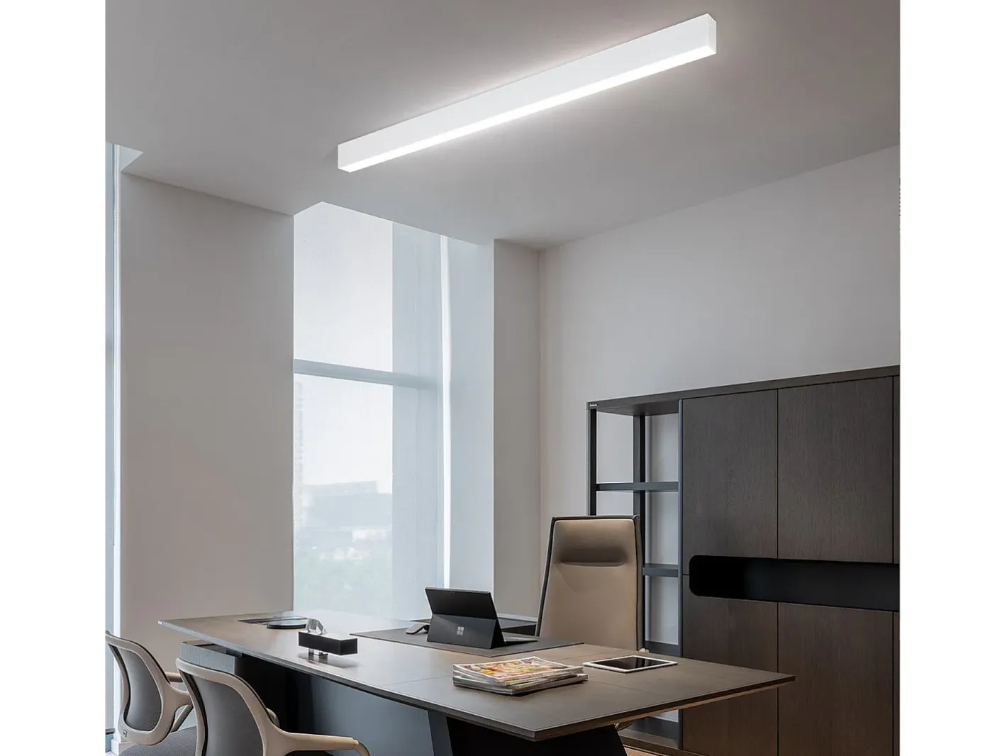 NETTLIFE Plafón-Luz de Techo LED Negra Moderna 107 CM de Largo Regulable con Control Remoto Lámpara de Escritorio Panel de 32 W para Dormitorio Negro