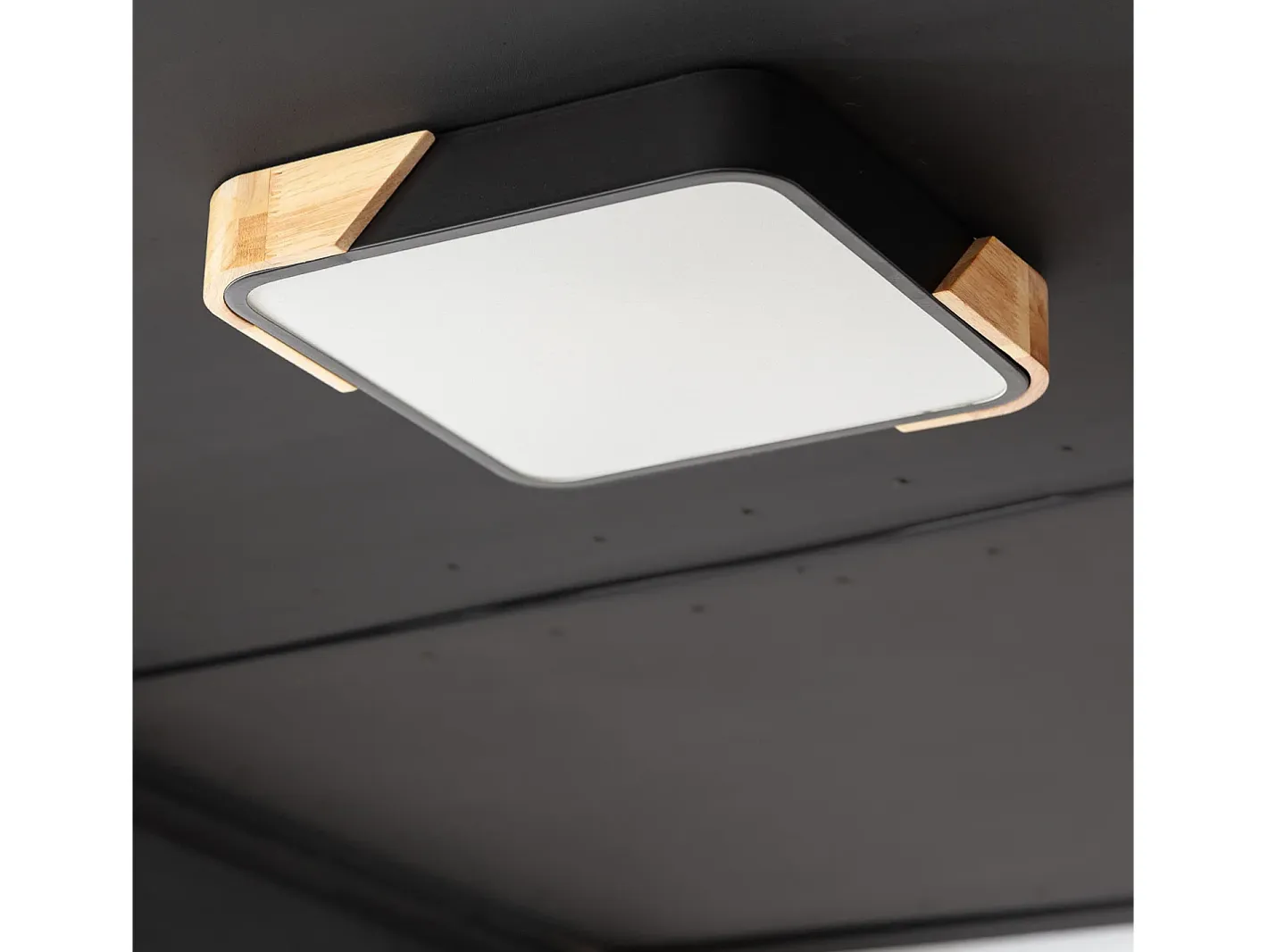 Discount Ledkia Plafón LED 18W Cuadrado Madera 325x325 mm CCT Seleccionable Semi-Dari Negro Multicolor