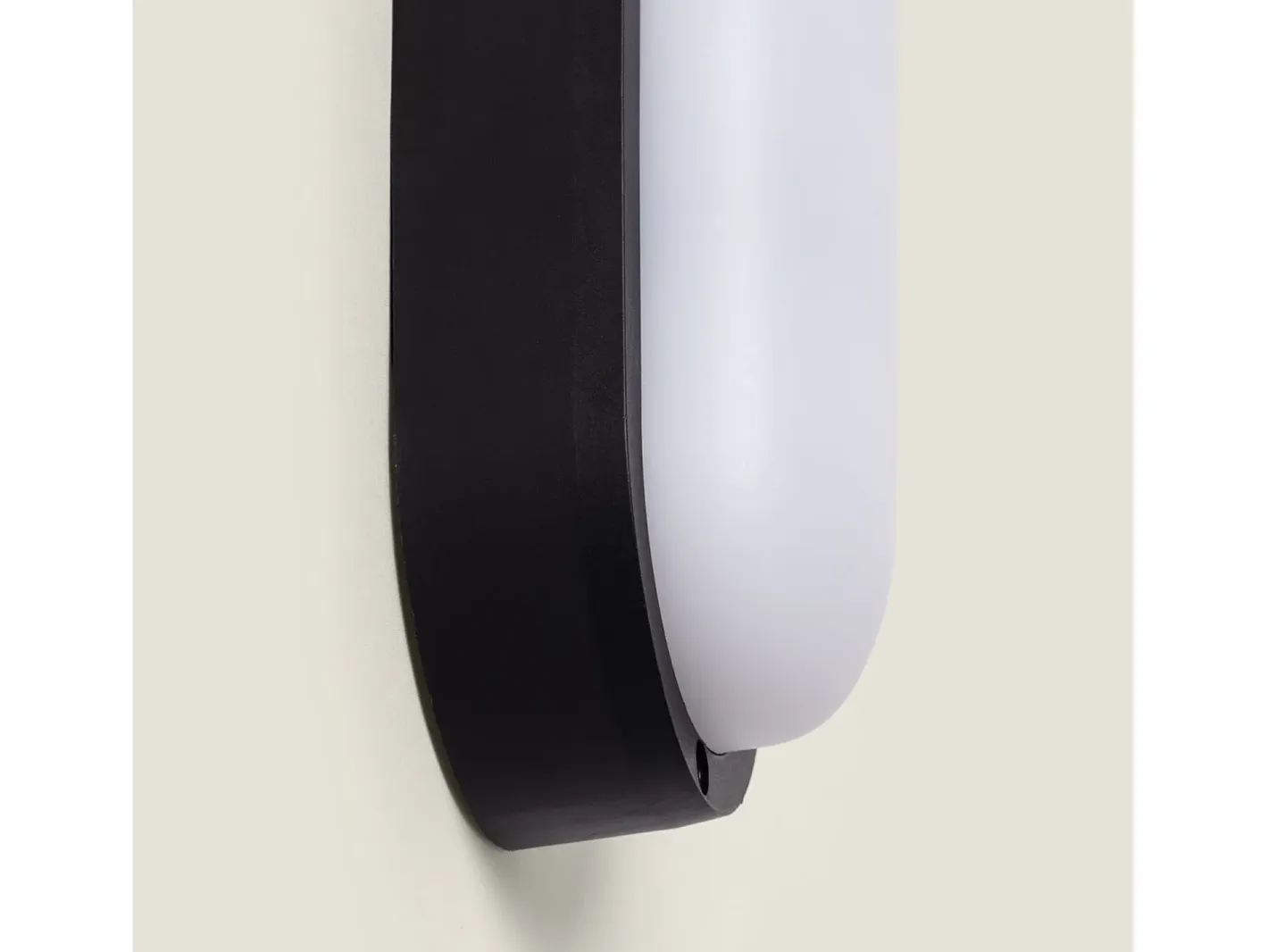 Best Ledkia Plafón LED 15W Oval para Exterior 85x173 mm IP65 Black 6500K Frío Blanco