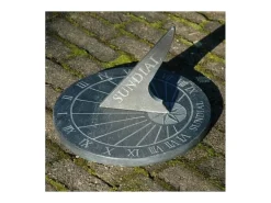 ESSCHERT DESIGN Estatua-Reloj de sol en esquisto Gris