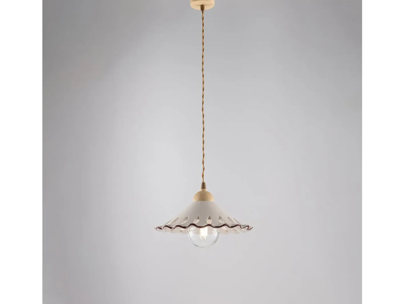 Hot Sospensione 1 Luce Osteria In Ferro Avorio Decapè E Coppa In Ceramica Decorata Marfil
